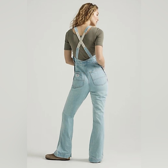 NWT LEE FACTORY FLARE OVERALLS From Anthropologie Size M - Picture 2 of 7